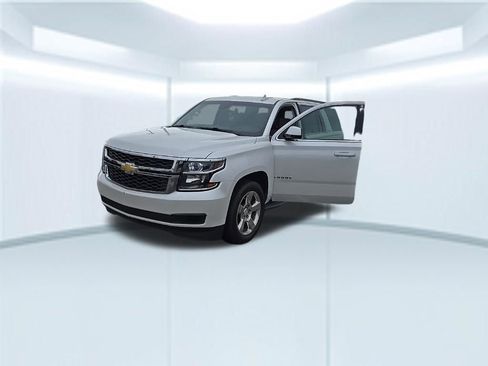 Used 2016 Chevrolet Tahoe LT image 4