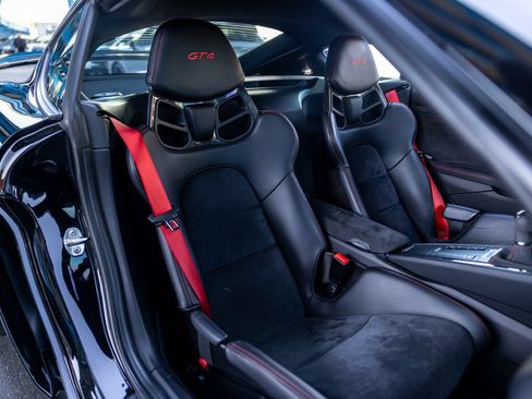 Used 2016 Porsche Cayman GT4 RWD image 52