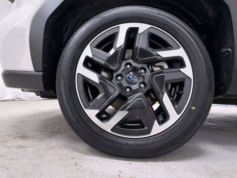 Certified 2025 Subaru Forester Limited AWD/4WD image 16