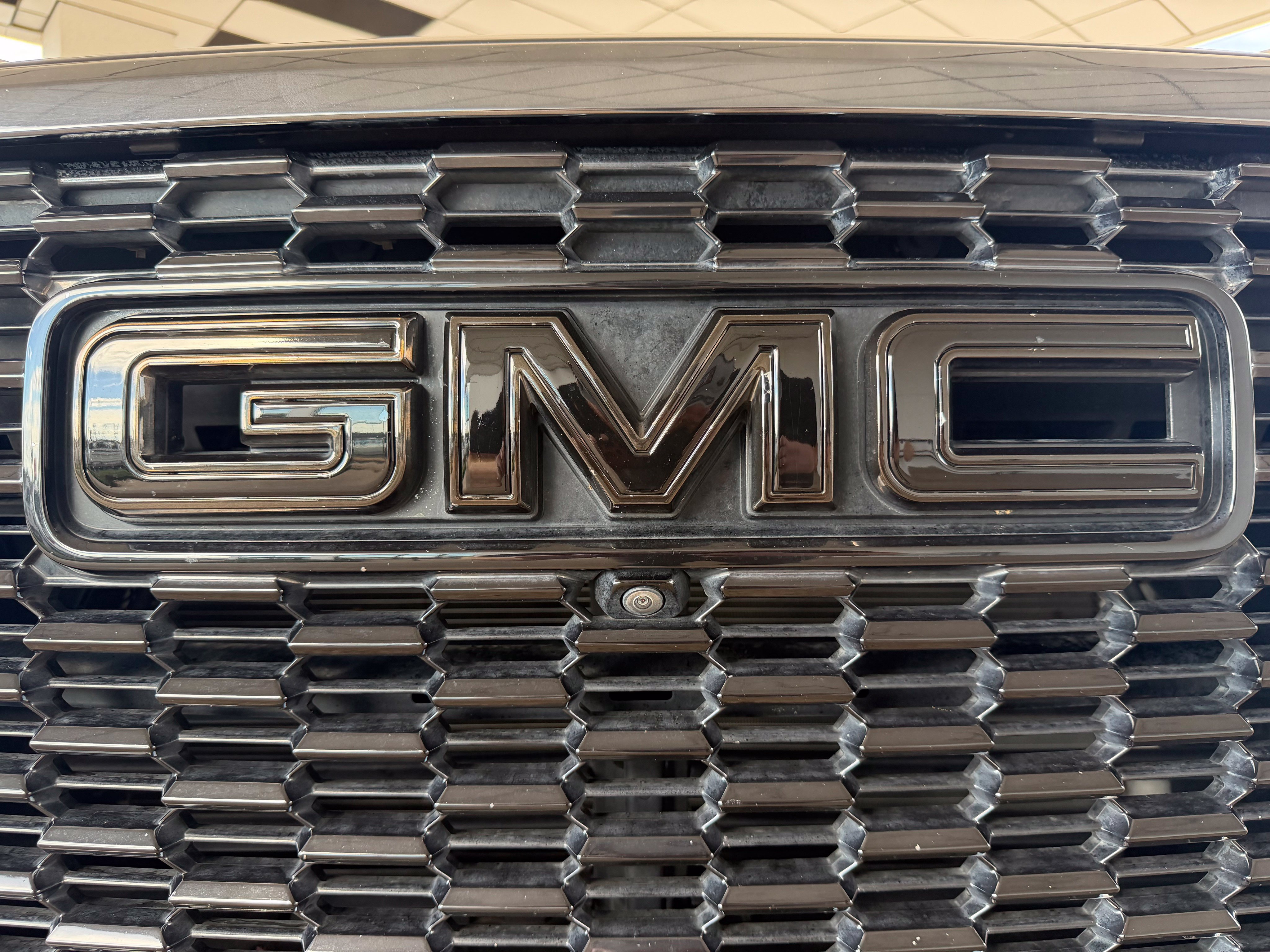 Used 2023 GMC Yukon XL Denali Ultimate AWD/4WD image 22