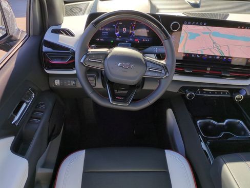 New 2025 Chevrolet Silverado EV RST image 20