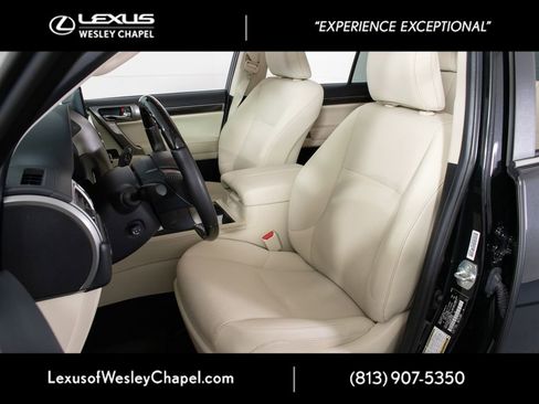 Used 2023 Lexus GX 460 Premium w/ Accessory Package AWD/4WD image 20