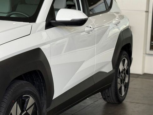 Used 2024 Hyundai Kona SEL image 6