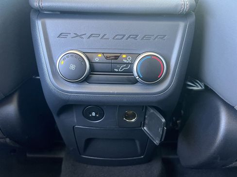 New 2026 Ford Explorer Active w/ Active Comfort Package RWD image 17