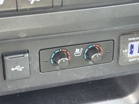 Used 2020 Toyota 4Runner Limited image 29