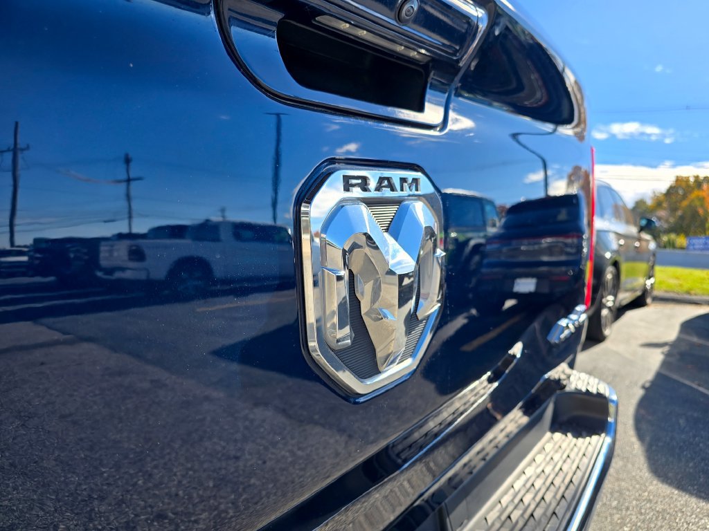 Used 2022 RAM 1500 Big Horn AWD/4WD image 15