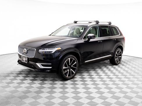 Used 2023 Volvo XC90 B6 Plus w/ Protection Package Premier image 3