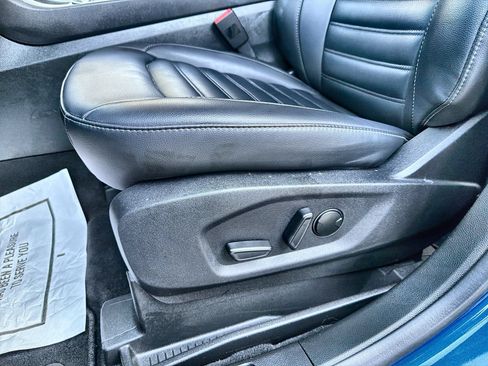 Certified 2024 Ford Edge SEL w/ Convenience Package AWD/4WD image 12