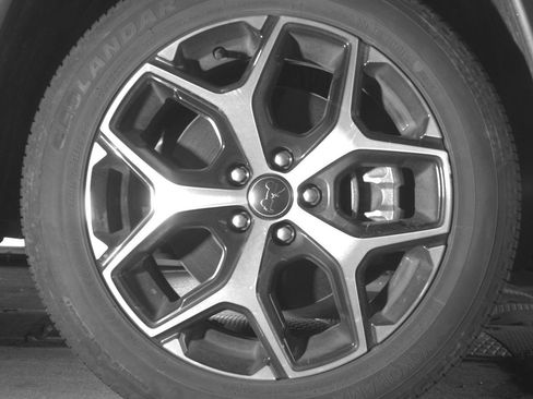 Used 2025 Jeep Compass Limited AWD/4WD image 13