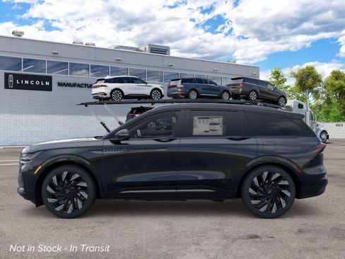 New 2026 Lincoln Nautilus Reserve w/ Jet Appearance Package AWD/4WD image 3