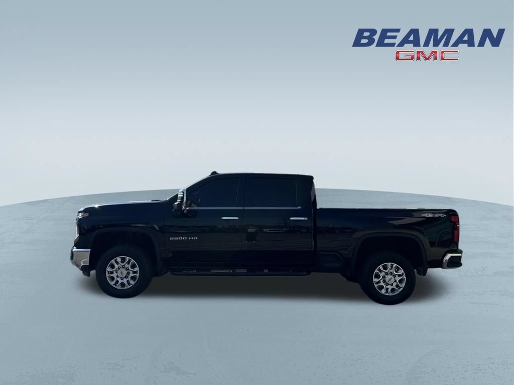 Used 2024 Chevrolet Silverado 2500 LTZ AWD/4WD image 4