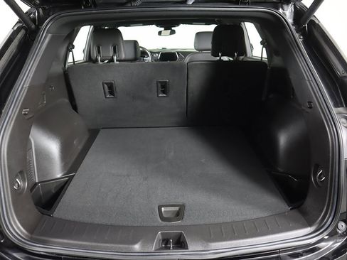 Used 2021 Chevrolet Blazer RS image 19