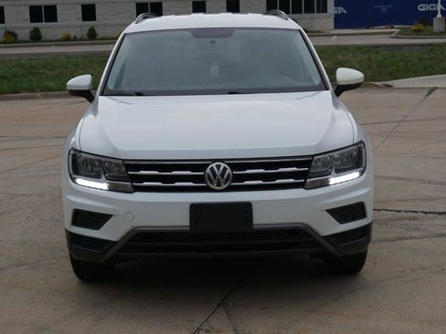 Used 2020 Volkswagen Tiguan S image 8