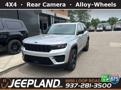 Used 2024 Jeep Grand Cherokee Altitude