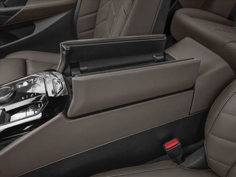 New 2026 BMW 540i xDrive w/ Executive Package image 10