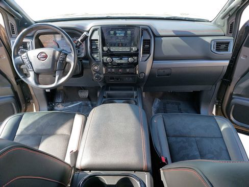 Used 2024 Nissan Titan PRO-4X image 9