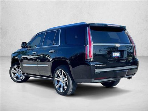 Used 2016 Cadillac Escalade Premium AWD/4WD image 12