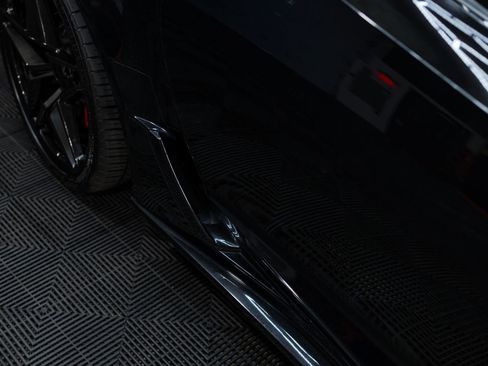 Used 2019 Chevrolet Corvette Z06 w/ Z07 Performance Package RWD image 7