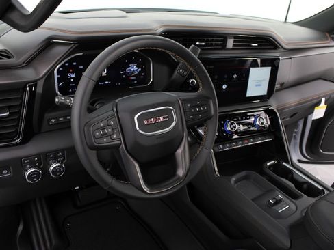 New 2026 GMC Sierra 2500 AT4 w/ AT4 Premium Plus Package AWD/4WD image 11