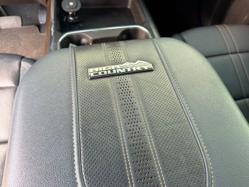 Used 2024 Chevrolet Silverado 3500 High Country image 17