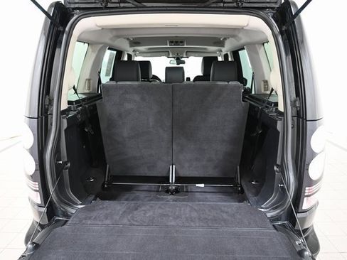 Used 2016 Land Rover LR4 HSE Silver Edition image 25