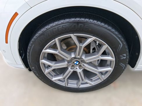 Used 2019 BMW X7 xDrive40i w/ Premium Package image 10