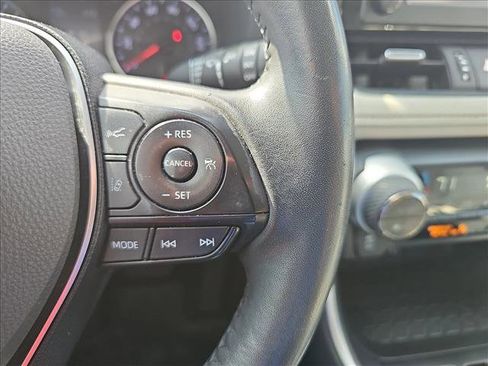 Used 2019 Toyota RAV4 XLE Premium w/ All Weather Liner Package image 19