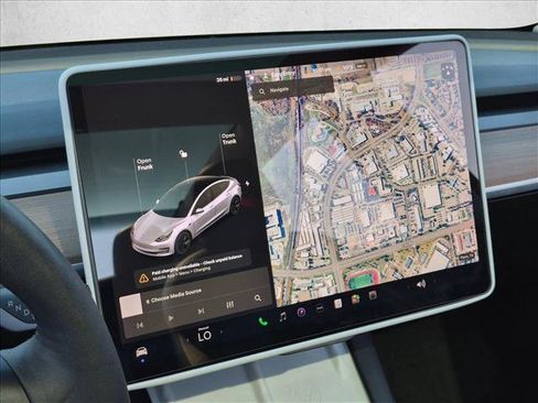 Used 2021 Tesla Model 3 Standard Range Plus RWD image 11
