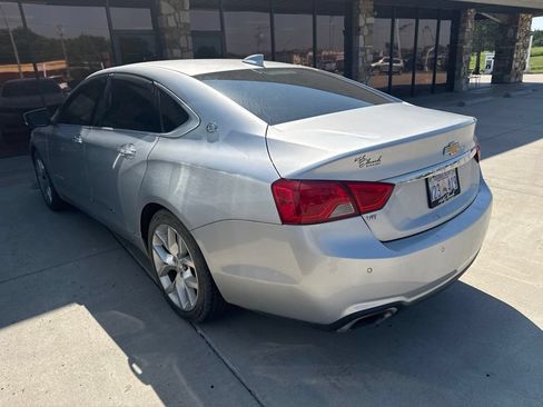 Used 2016 Chevrolet Impala LTZ FWD image 3