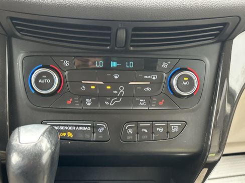 Used 2017 Ford Escape Titanium w/ Equipment Group 301A FWD image 22