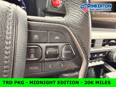 Used 2024 Toyota Tacoma TRD Off-Road image 28