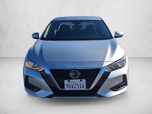 Used 2023 Nissan Sentra SV image 2