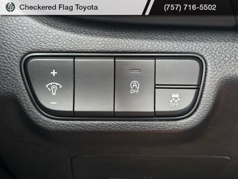Used 2024 Kia Seltos EX AWD/4WD image 25