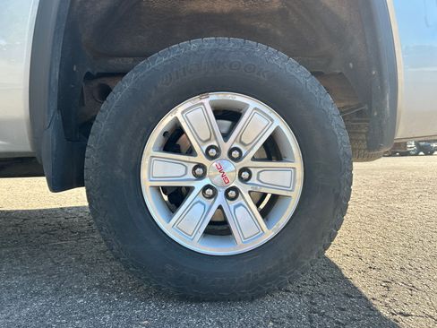 Used 2015 GMC Sierra 1500 SLE w/ SLE Value Package AWD/4WD image 24