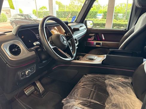 Used 2025 Mercedes-Benz G 550 image 5