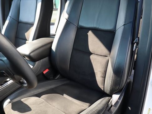 Used 2021 Jeep Grand Cherokee Laredo X image 10