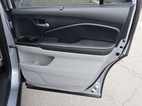 Used 2022 Honda Pilot Touring image 37