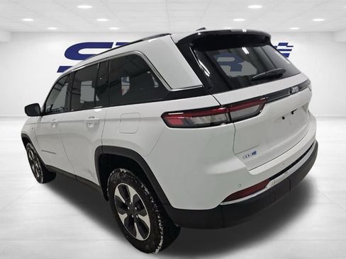 Used 2025 Jeep Grand Cherokee Limited 4xe image 6