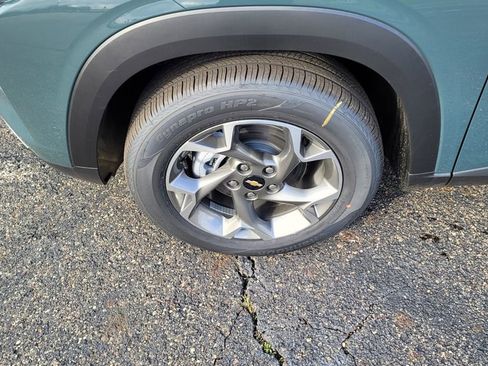 New 2026 Chevrolet Trax LT image 6