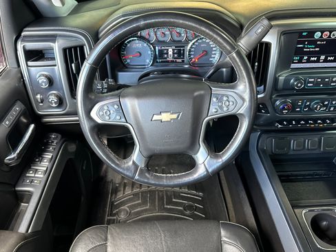 Used 2017 Chevrolet Silverado 1500 LTZ Z71 w/ LTZ Plus Package AWD/4WD image 14