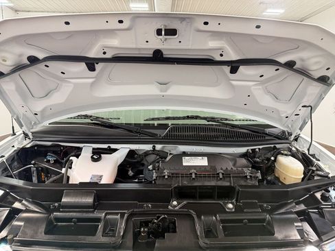 Used 2024 GMC Savana 2500 w/ Driver Convenience Package image 24