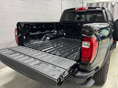 New 2026 GMC Canyon Elevation w/ Convenience Package AWD/4WD image 12