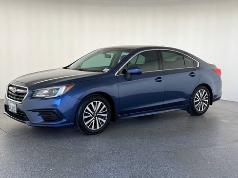 Used 2019 Subaru Legacy 2.5i Premium w/ Popular Package #2A AWD/4WD image 9