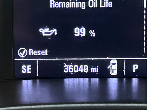 Used 2022 GMC Canyon AT4 w/ Trailering Package image 11