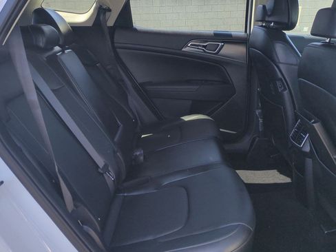 Used 2024 Kia Sportage EX FWD image 24