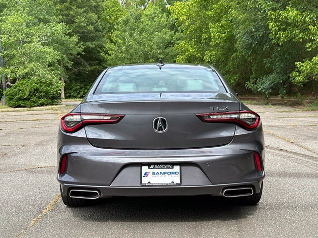 Used 2023 Acura TLX w/ Technology Package FWD image 4