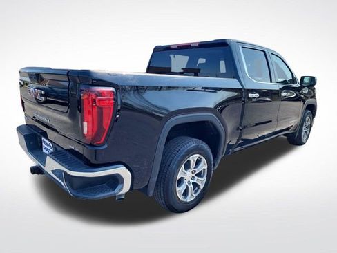 Used 2025 GMC Sierra 1500 SLT image 5