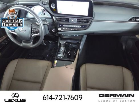 Certified 2025 Lexus ES 300h w/ Premium Package FWD image 31