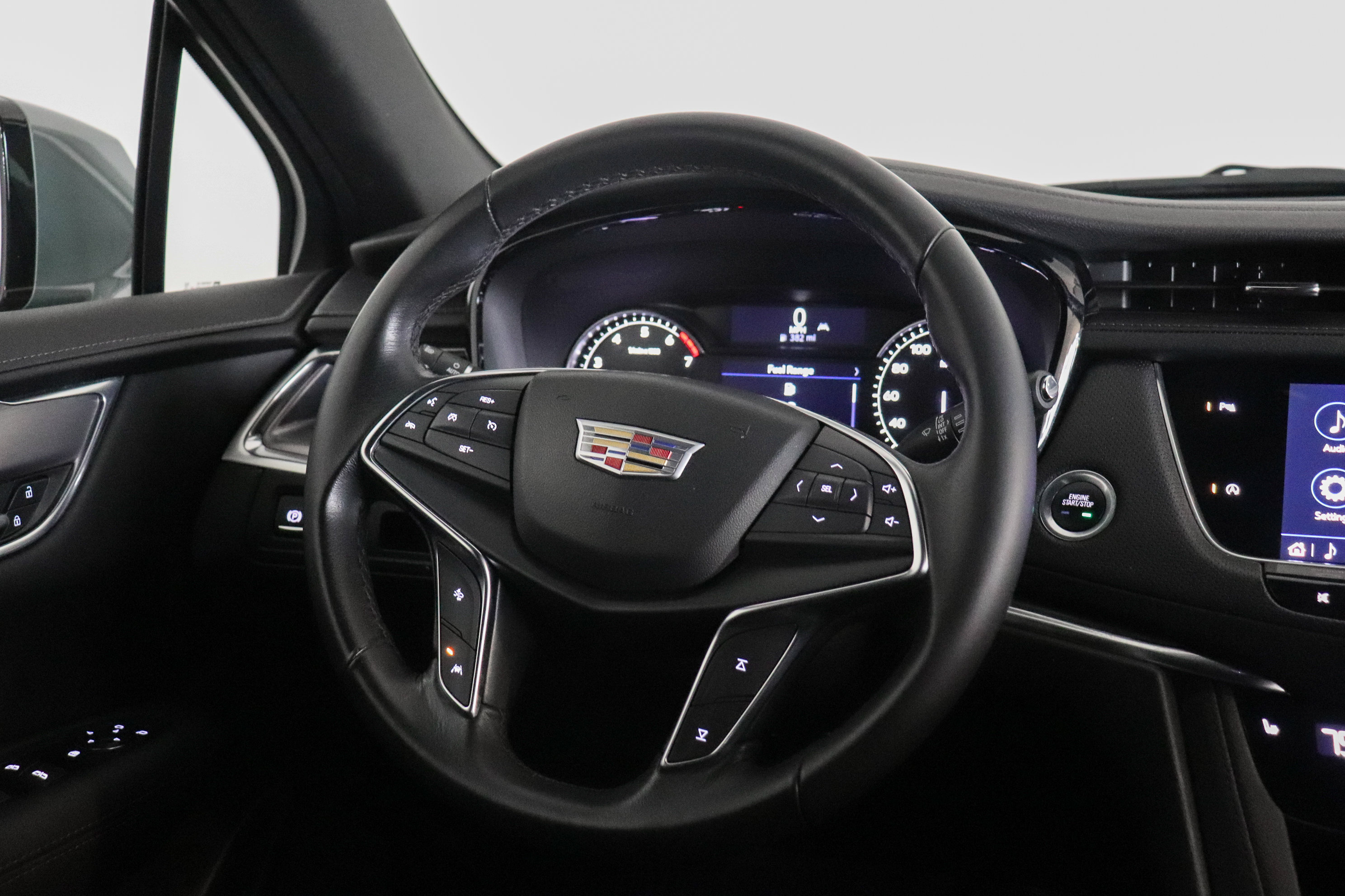 Used 2023 Cadillac XT5 Luxury AWD/4WD image 23