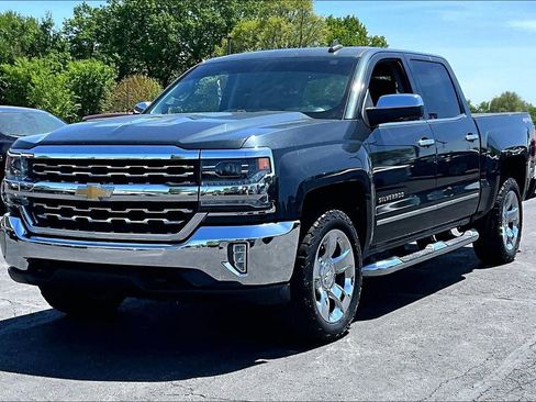 Used 2017 Chevrolet Silverado 1500 LTZ w/ Sport Package AWD/4WD image 37